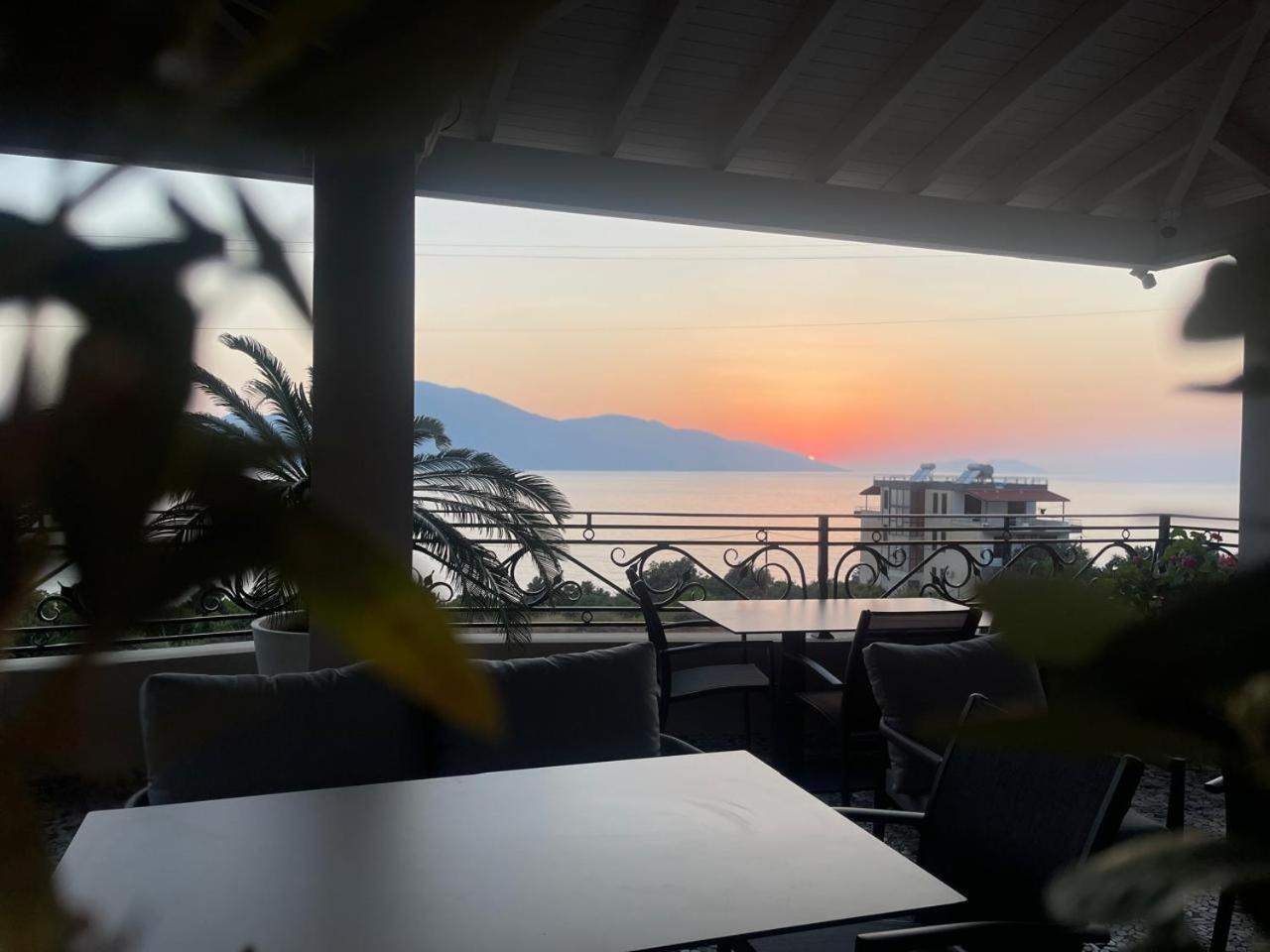 Hotel Majestic Радима Экстерьер фото