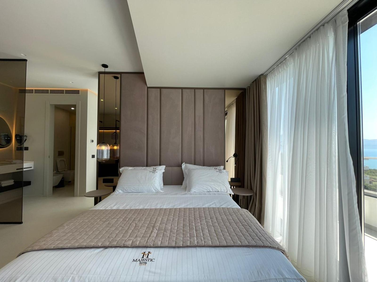 Hotel Majestic Радима Экстерьер фото