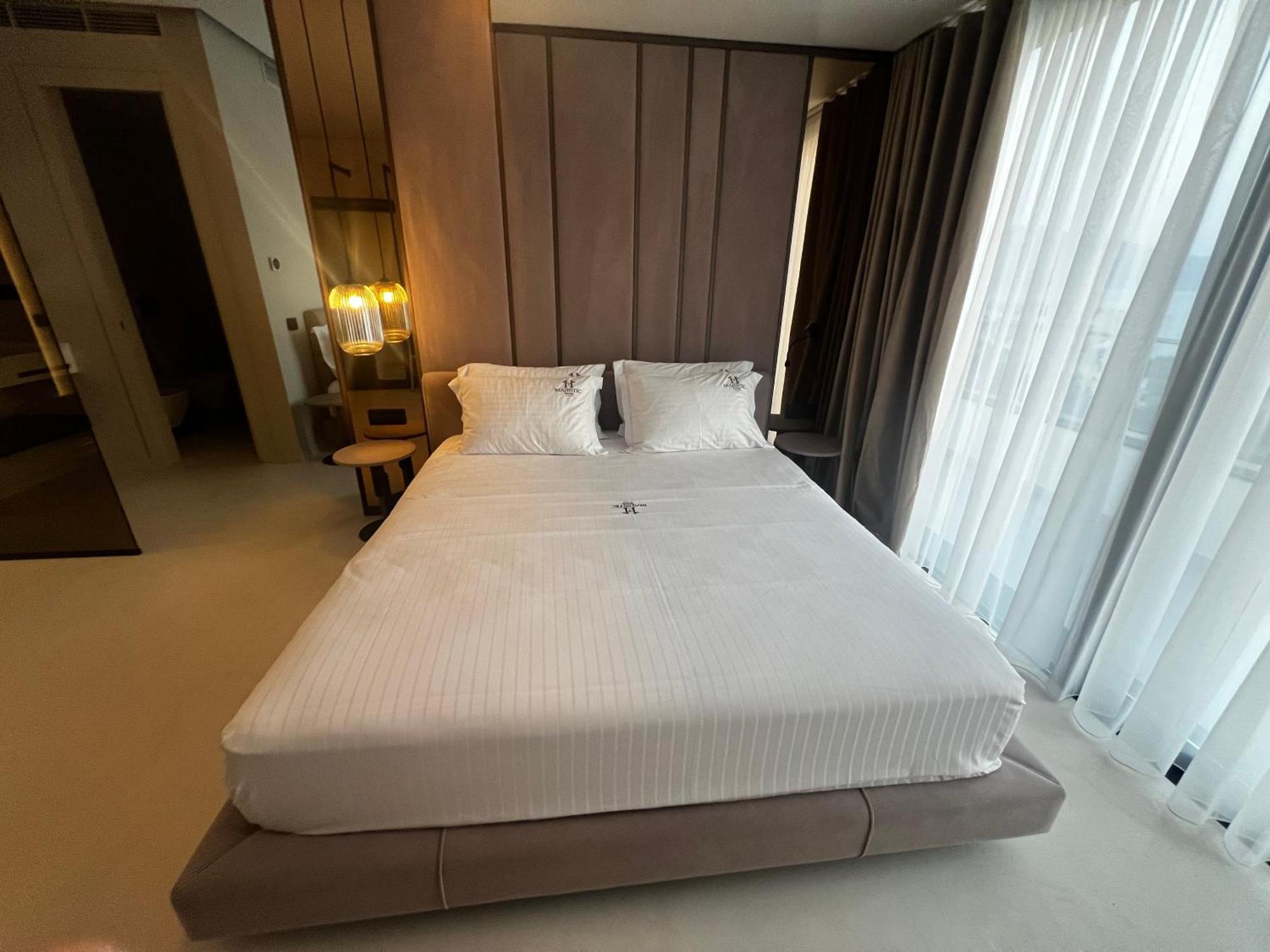 Hotel Majestic Радима Экстерьер фото