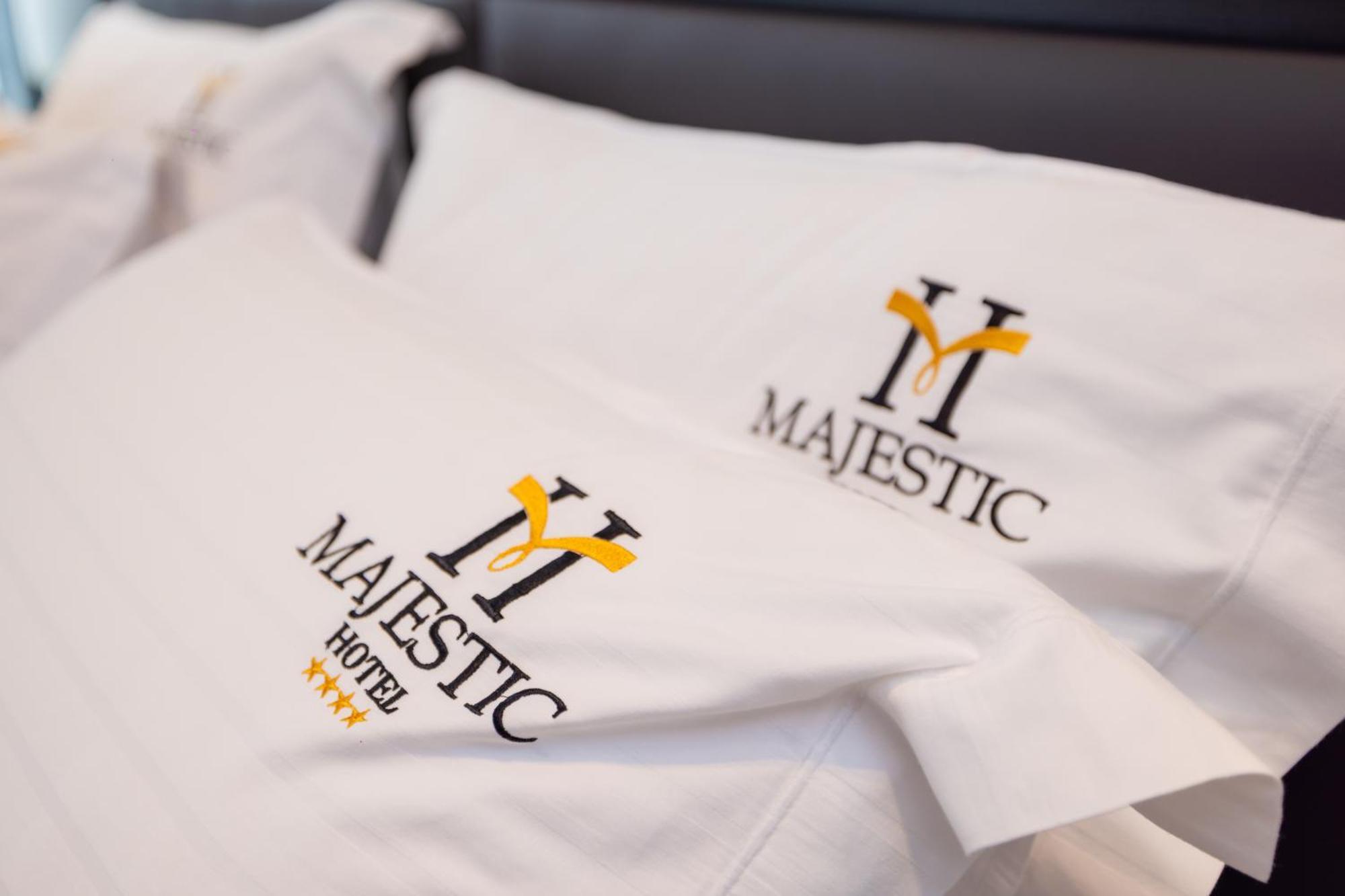 Hotel Majestic Радима Экстерьер фото
