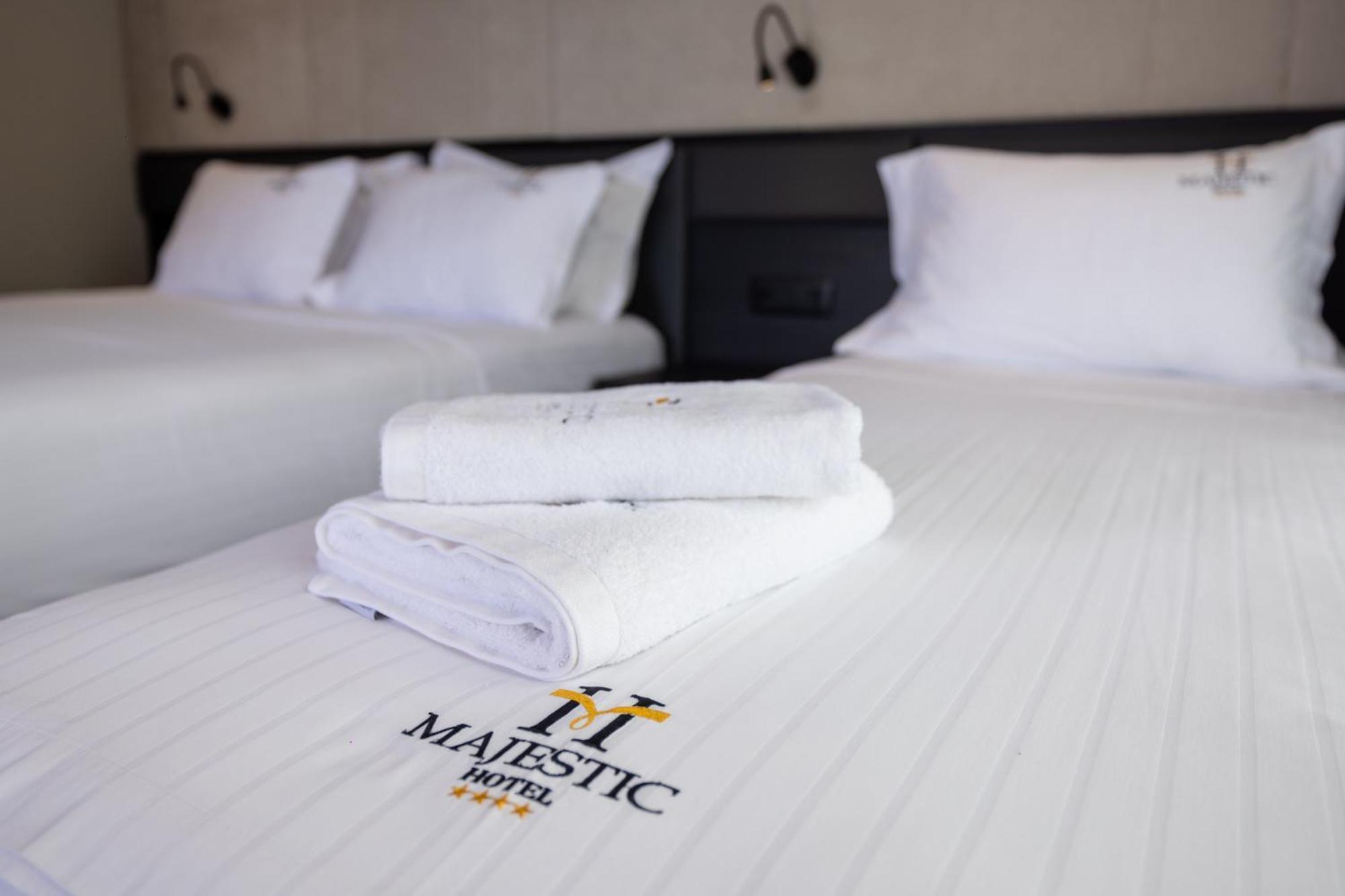 Hotel Majestic Радима Экстерьер фото